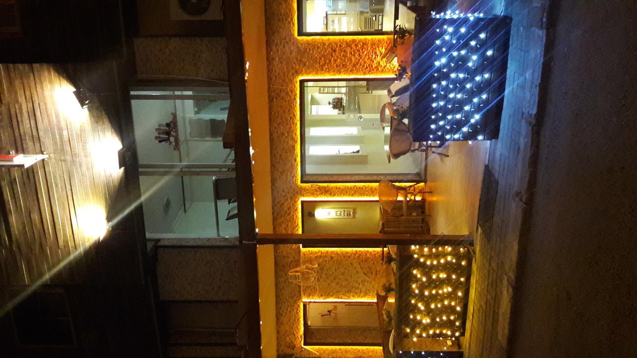 Simal Butik Hotel Smirne Esterno foto